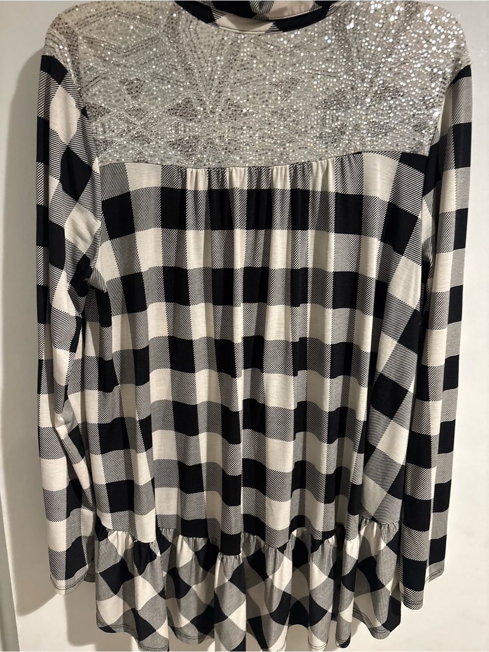 Sequin Shoulder Black & White Plaid Button-Up Shirt - Picture 4 of 4
